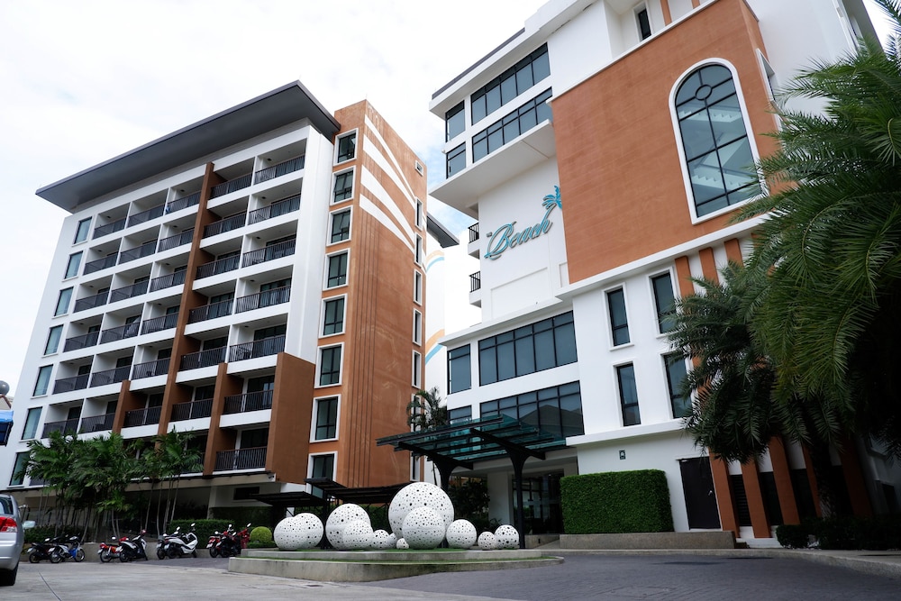The Beach Heights Resort