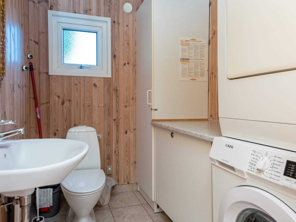 8 Person Holiday Home in Glesborg-by Traum