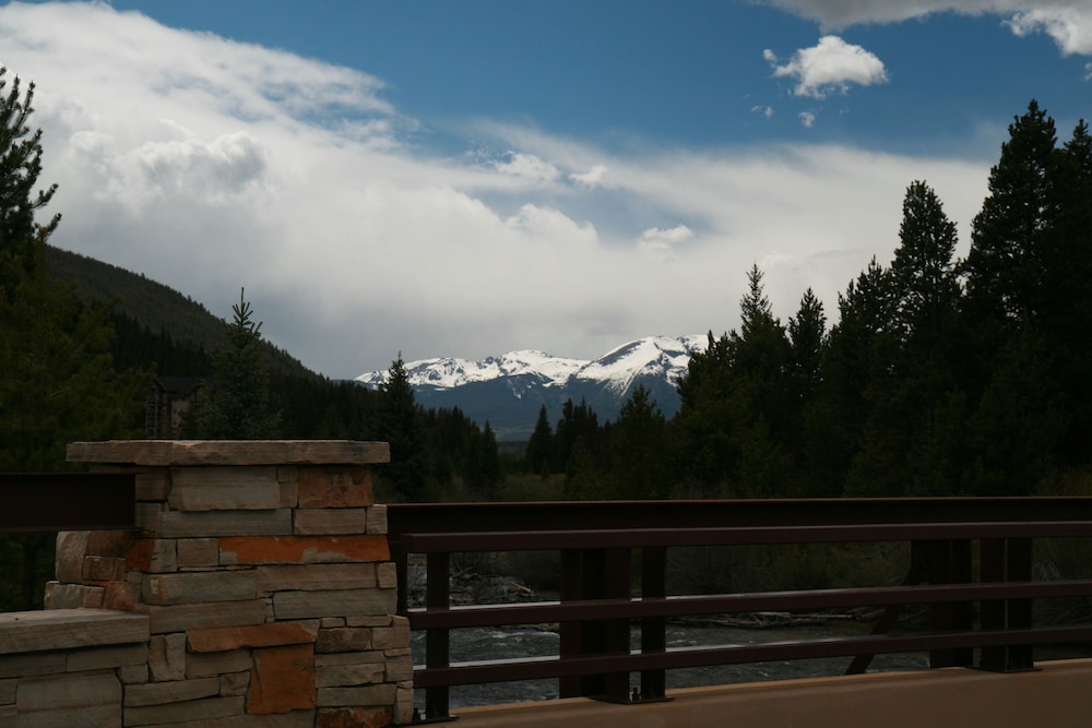 Photo 33