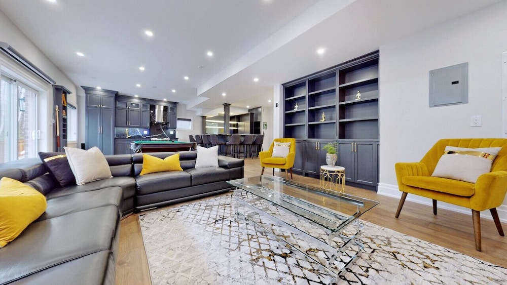 Family Modern Walkout Basement w Sauna Ski Resort 30min