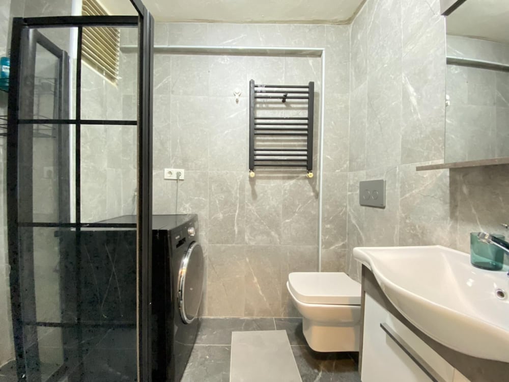 Studio Flat Near Taksim Square in Beyoglu