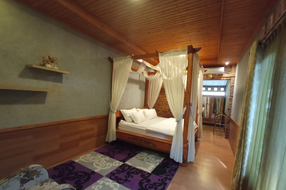 Kampung Turis Resort & Waterpark, Tegalwaru, 인도네시아 - 11