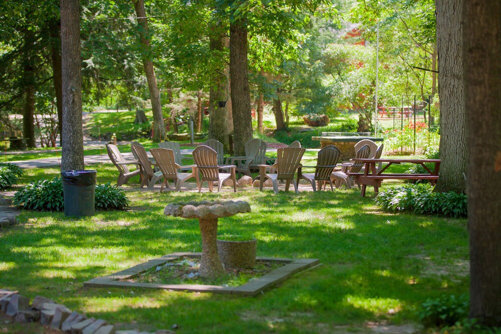 Birchcliff Resort