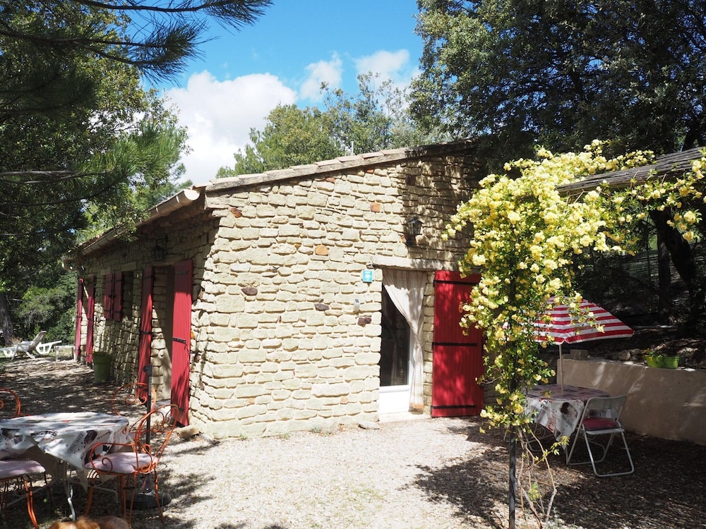 Chalet by Mont Ventoux With Stunning Views