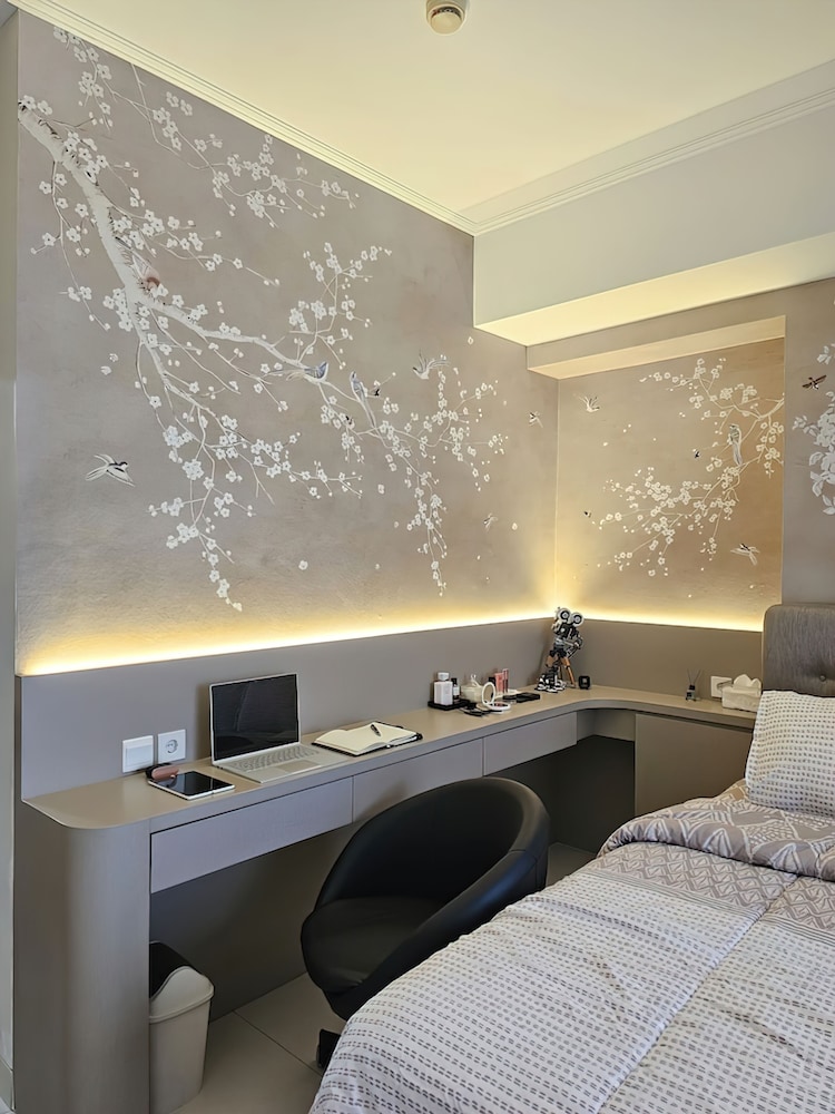 Springhill Royale Suites Sky Pool