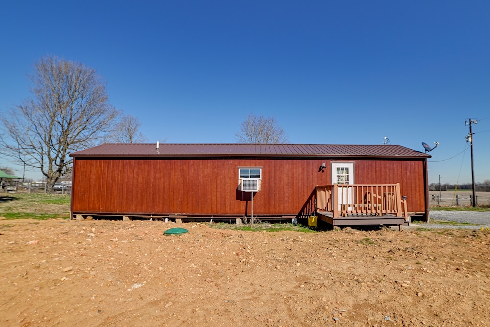 Peaceful Kentucky Countryside Cabin w/ Porch view 4