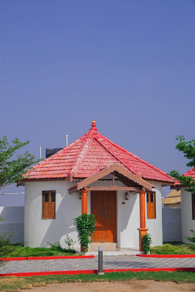 StayGuru The Heaven Resort