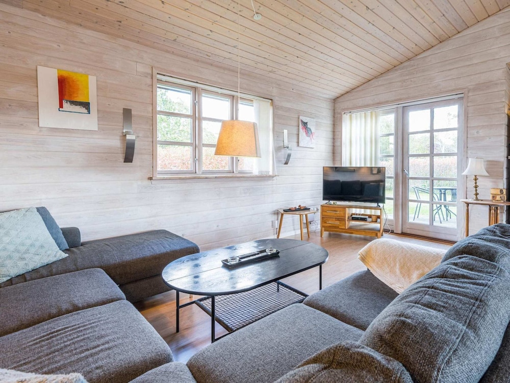 Seaside Cozy Cottage-by Traum view 3
