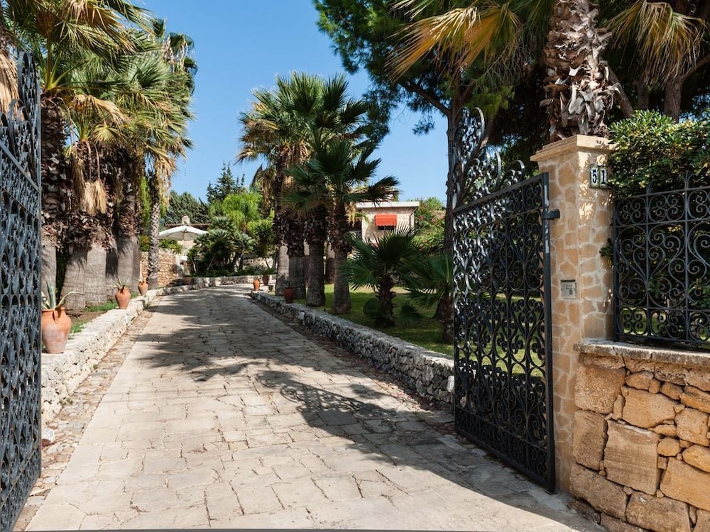Villa Maddalena view 2