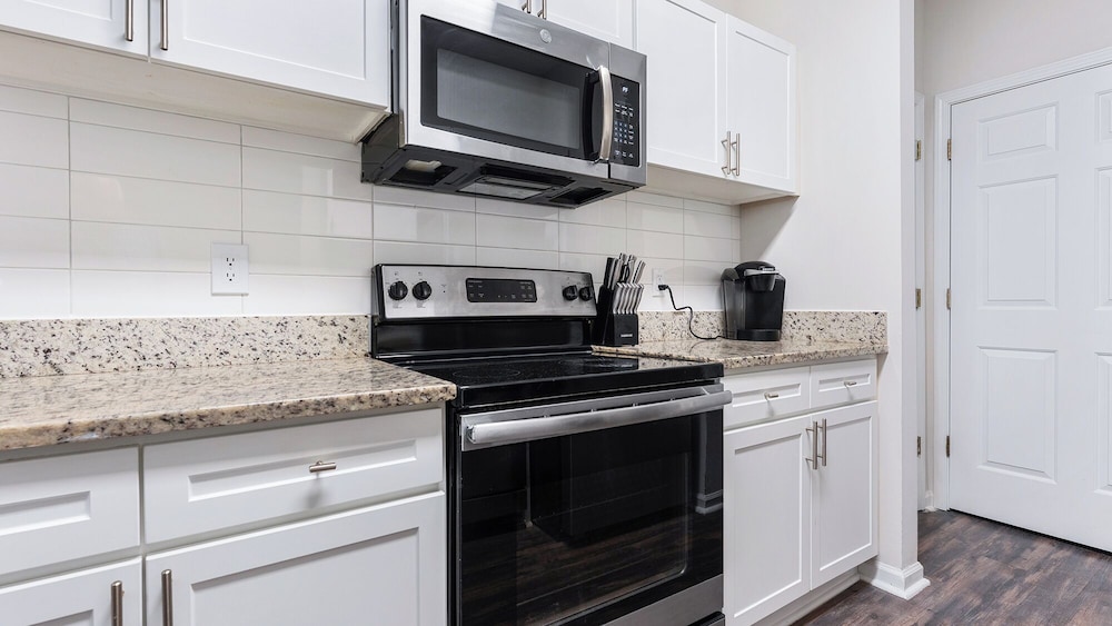 Landing Summerville Apartments