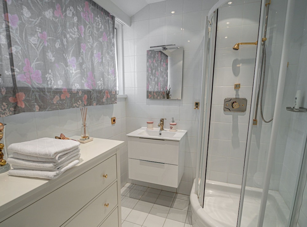 Bad Kleinkirchheim Lush and Spacious Villa With Indoor Pool and Wellness