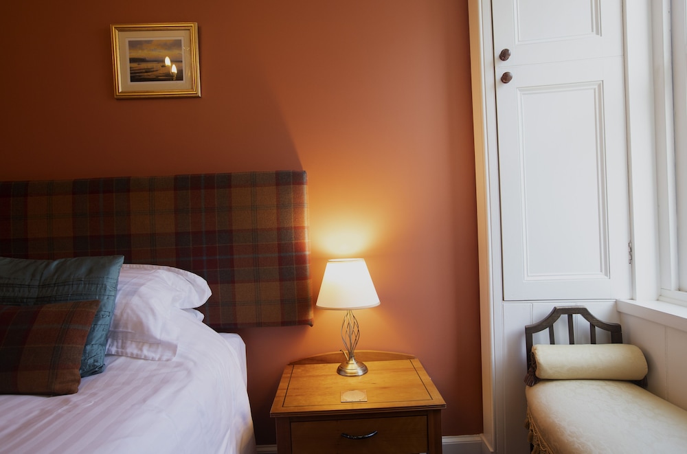 Cardhu Country House