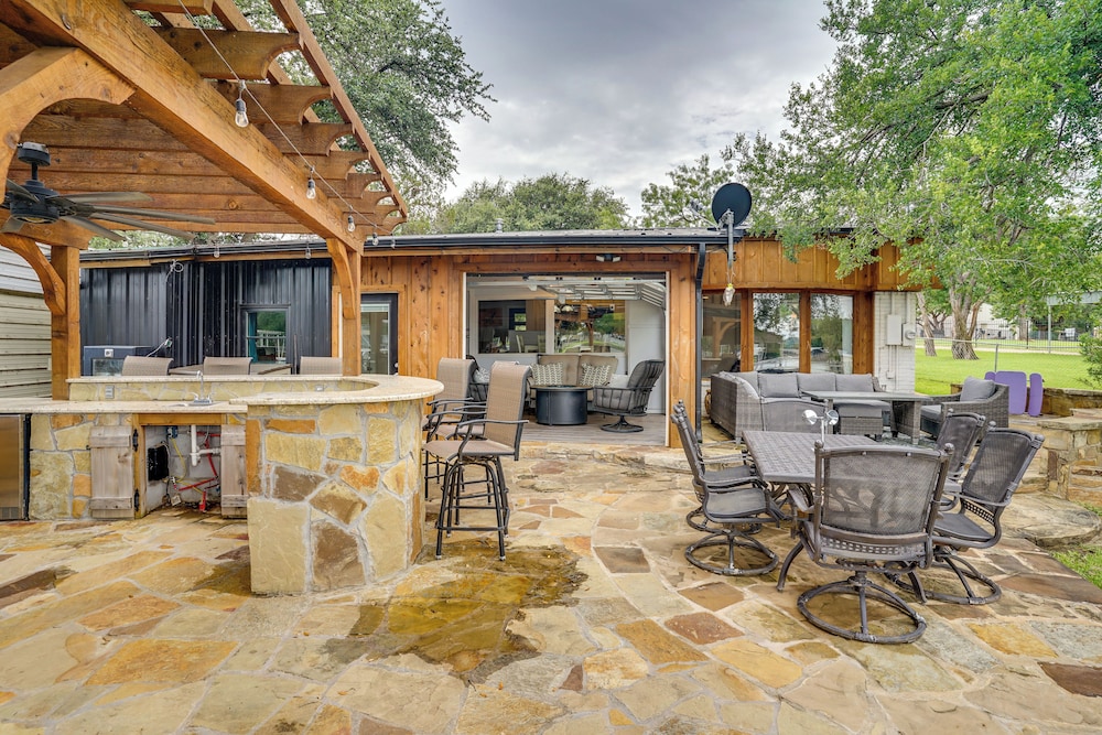 Possum Kingdom Lake House w/ Private Dock & Views