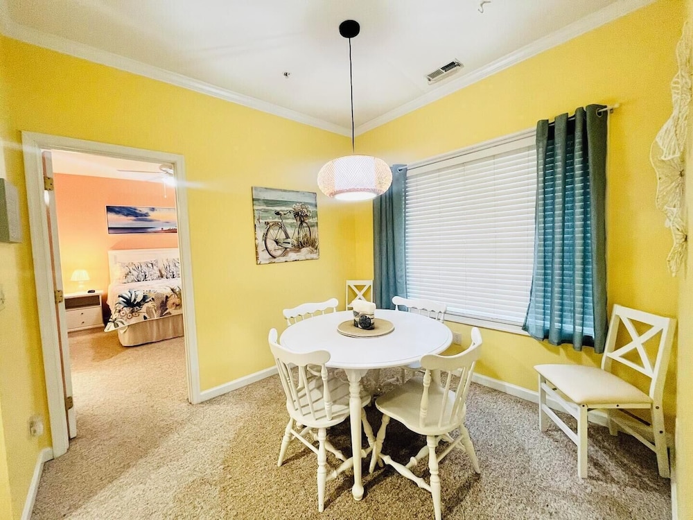 Cascade Lane 408