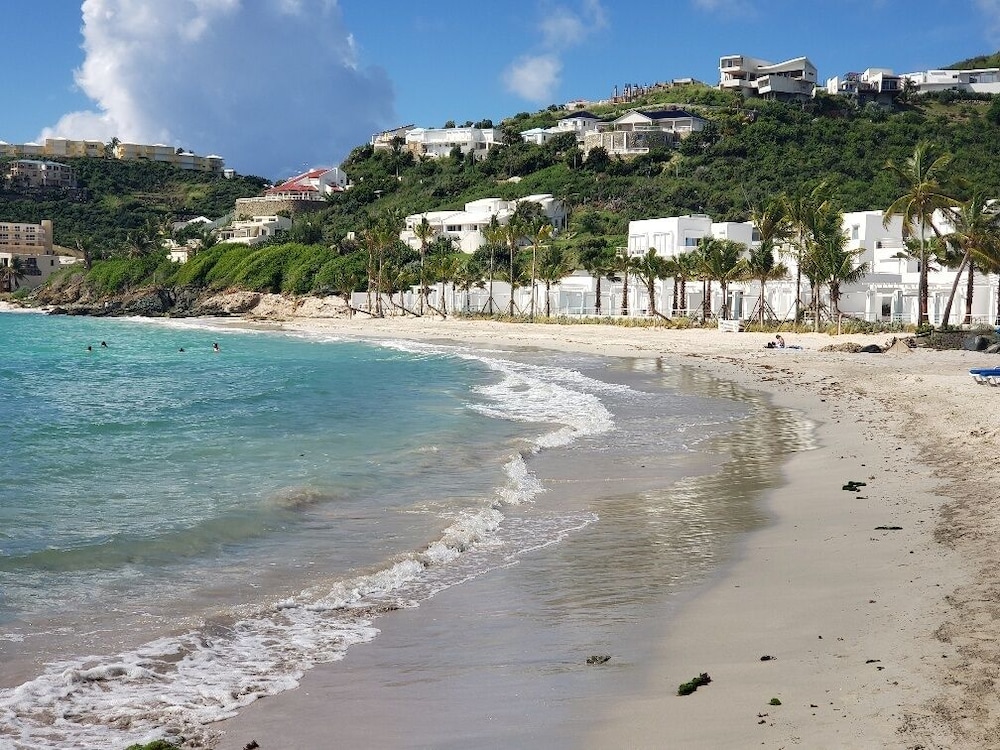 Oyster Bay Beach Resort - Photo 111