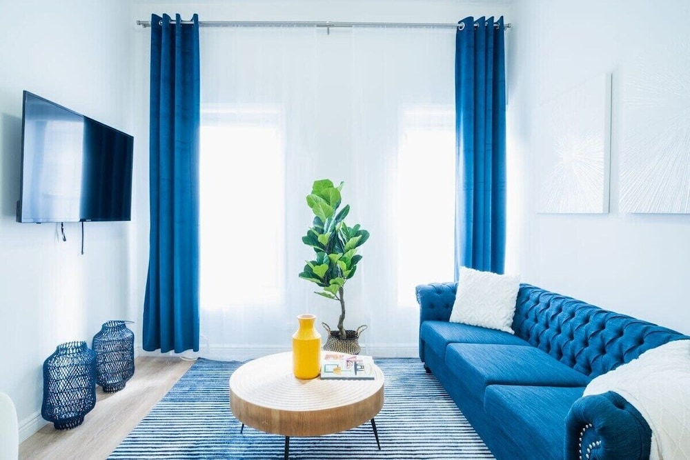 1435 UES Apartment