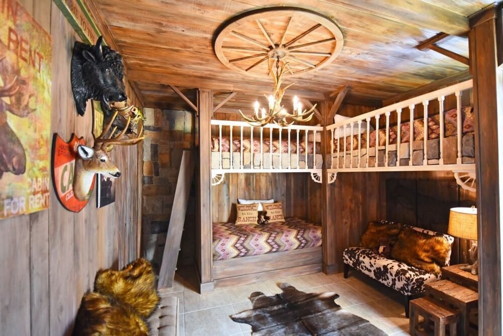 216 Watersong House 7 Bedroom by Florida Star - Image 3