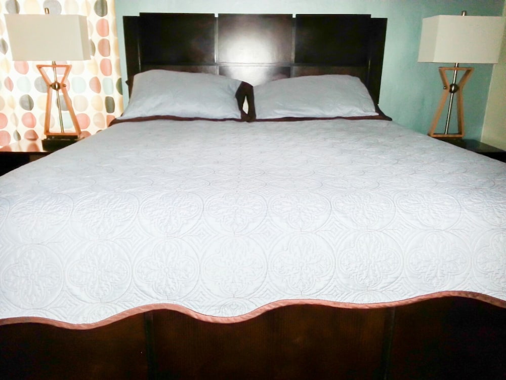 New Kingston Guest Apartments at Abbey
