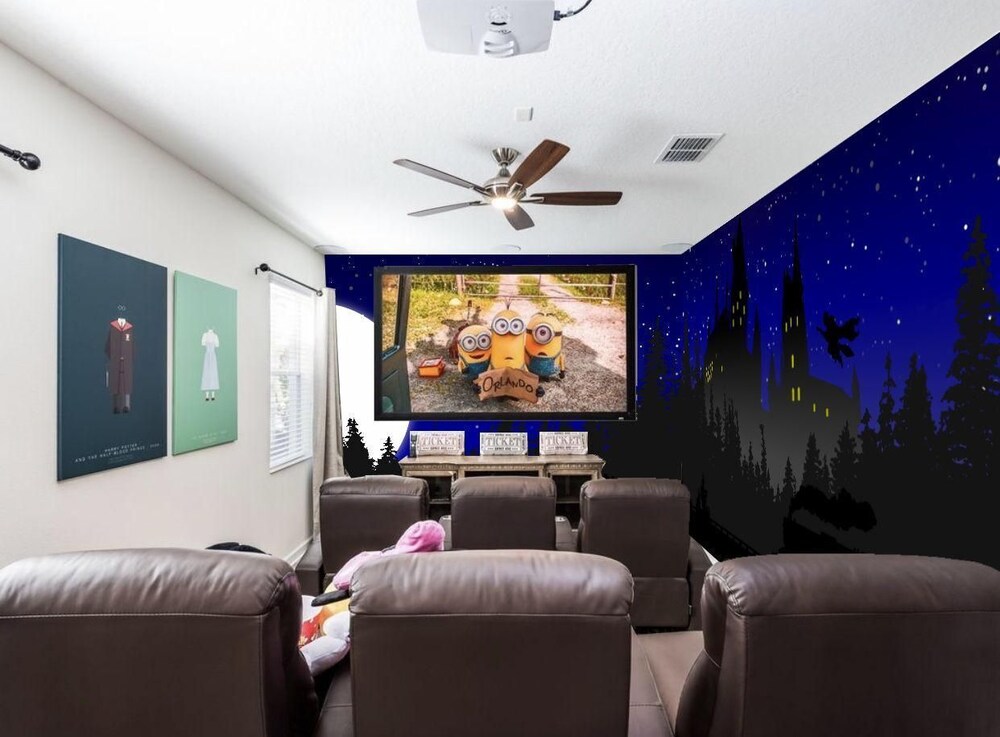 Free Pool Heat! Walk to Lazy River - Image 4