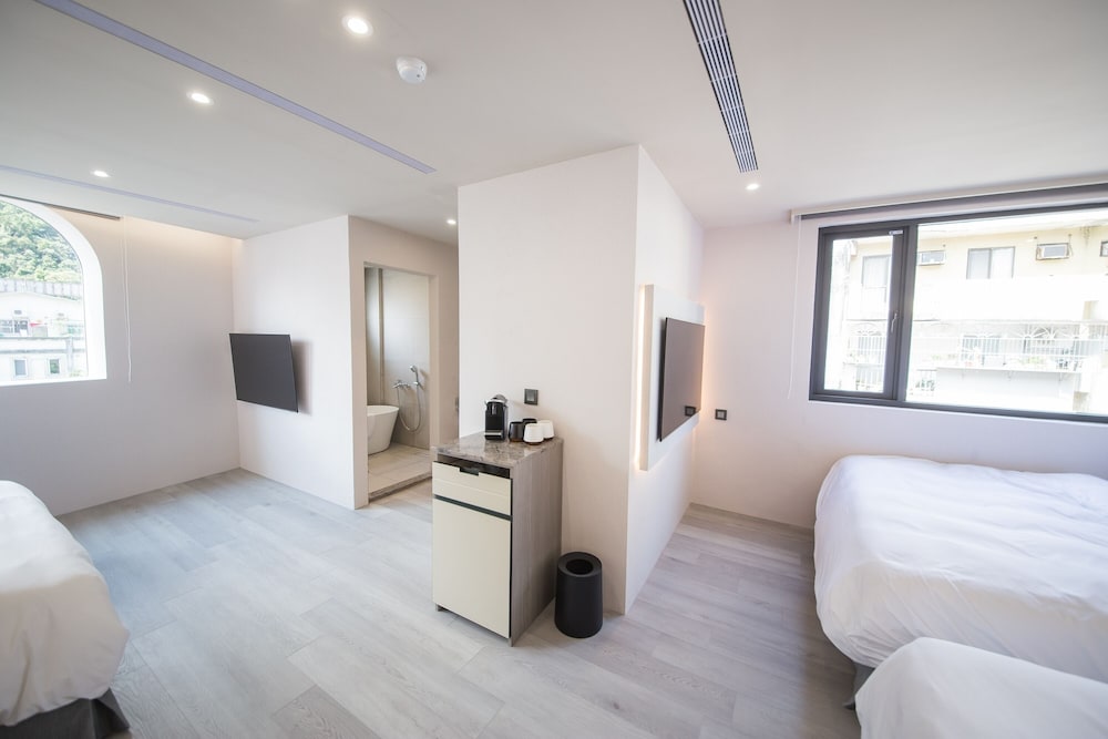LIVIN Hotel