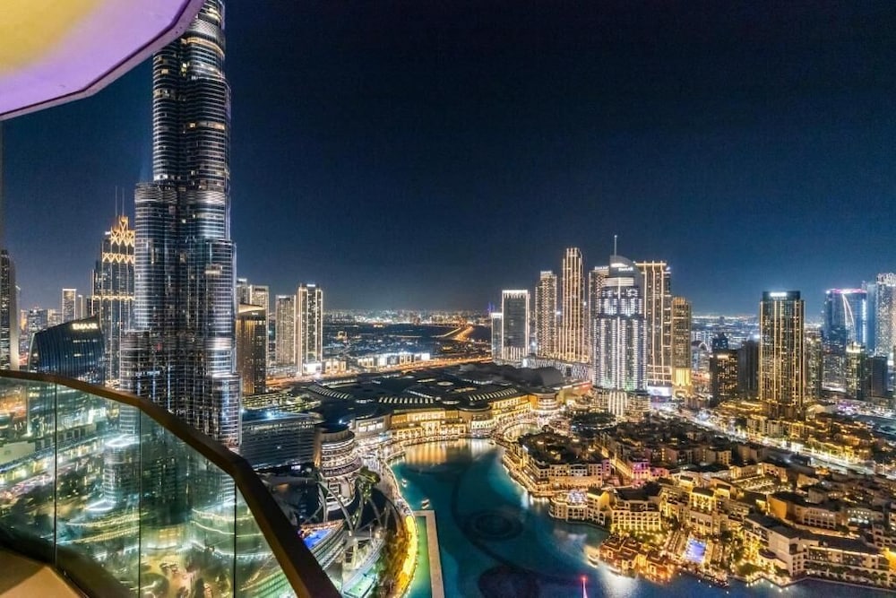 Roomszy Grande Residences Downtown Dubai