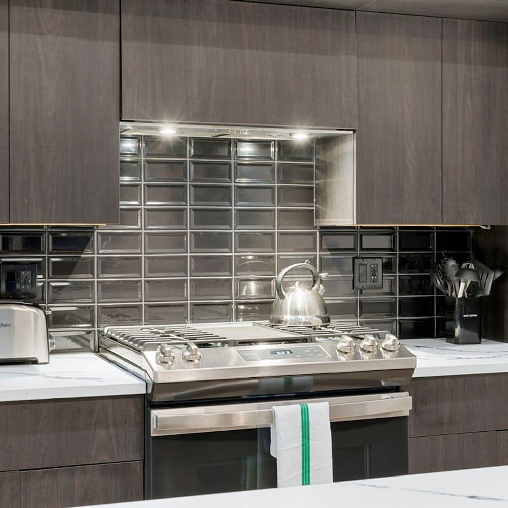 Chic River North Condo 2BR 2BA With Private Balcony