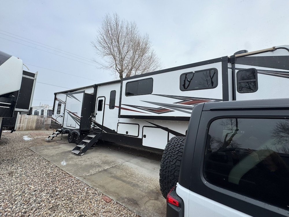 Mountain Shadows RV & MHC