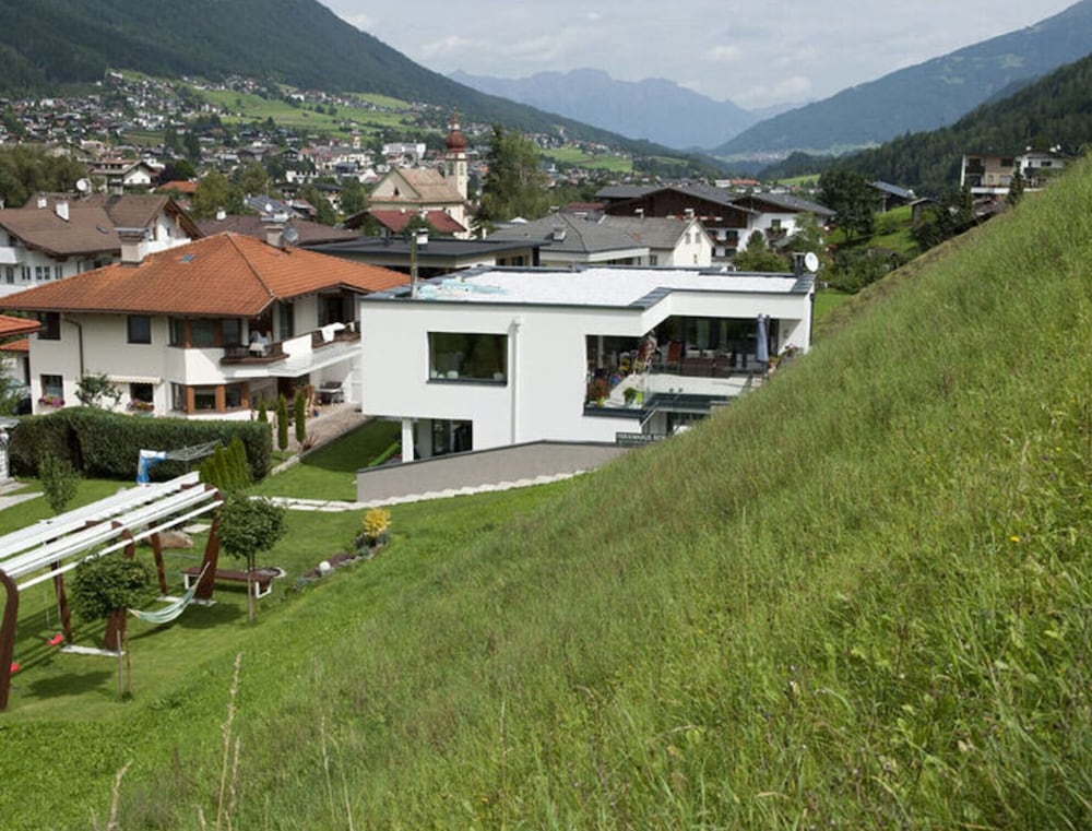 Tasteful Apartment in Fulpmes
