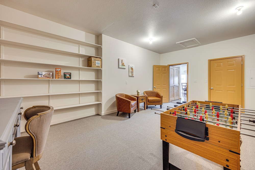1 Mi to Main St & Riverwalk: Home in Canon City