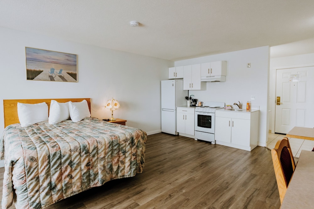 Western Budget Motel Plus Mosaic Suites