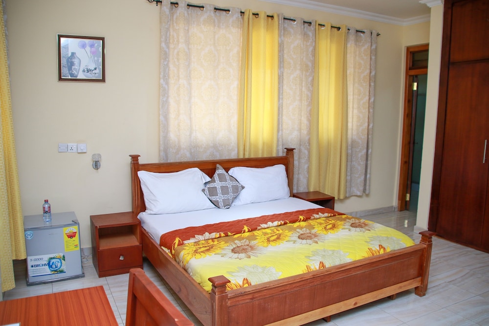Home From Home Ghana Guesthouse view 4