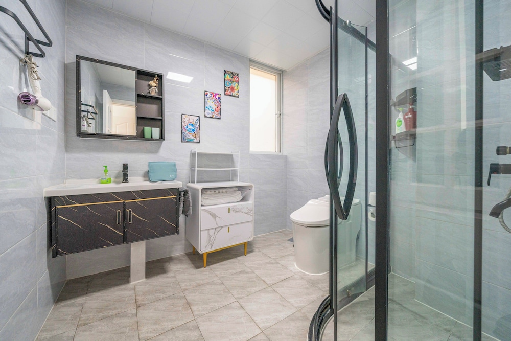 Tyms Xujiahui Prime 2BR APTGarden