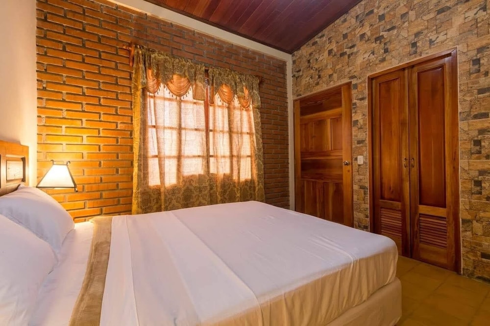 Hostal Los Octavianos Deluxe