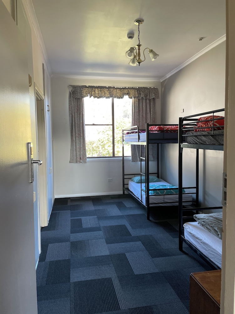 SJ Hostel
