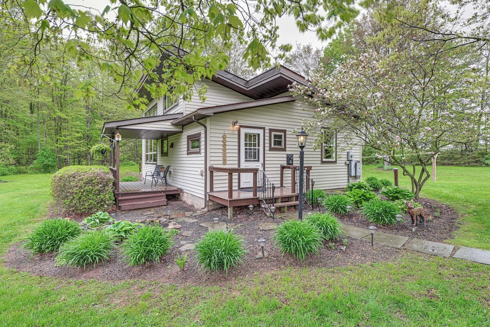Near State Parks: Countryside Cottage in Wellsboro
