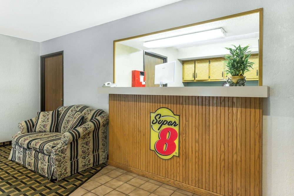 Super 8 by Wyndham Twinsburg/Cleveland Area view 3