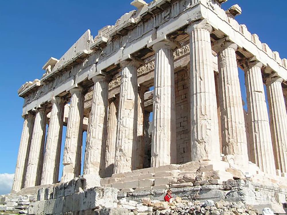 Plaka Hidden Jewel - Acropolis