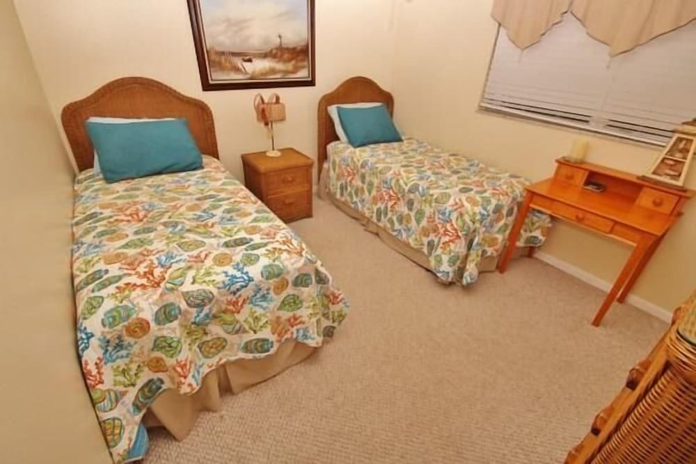 Sea Coast Gardens II 2 Bedroom Condo by Great Ocean Condos