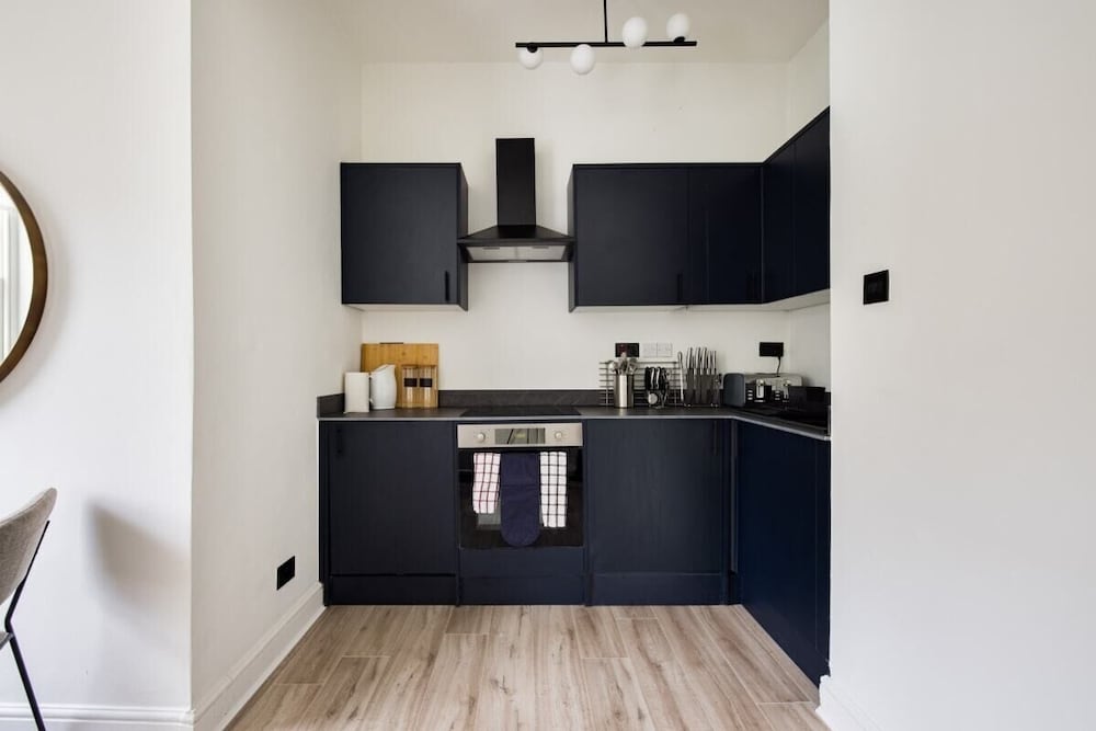 The Kensington And Chelsea Classic - Glamorous 2bdr Flat
