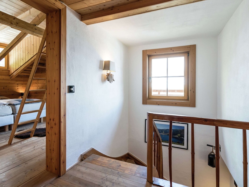Idyllic Chalet in Kaprun near Ski Area view 4