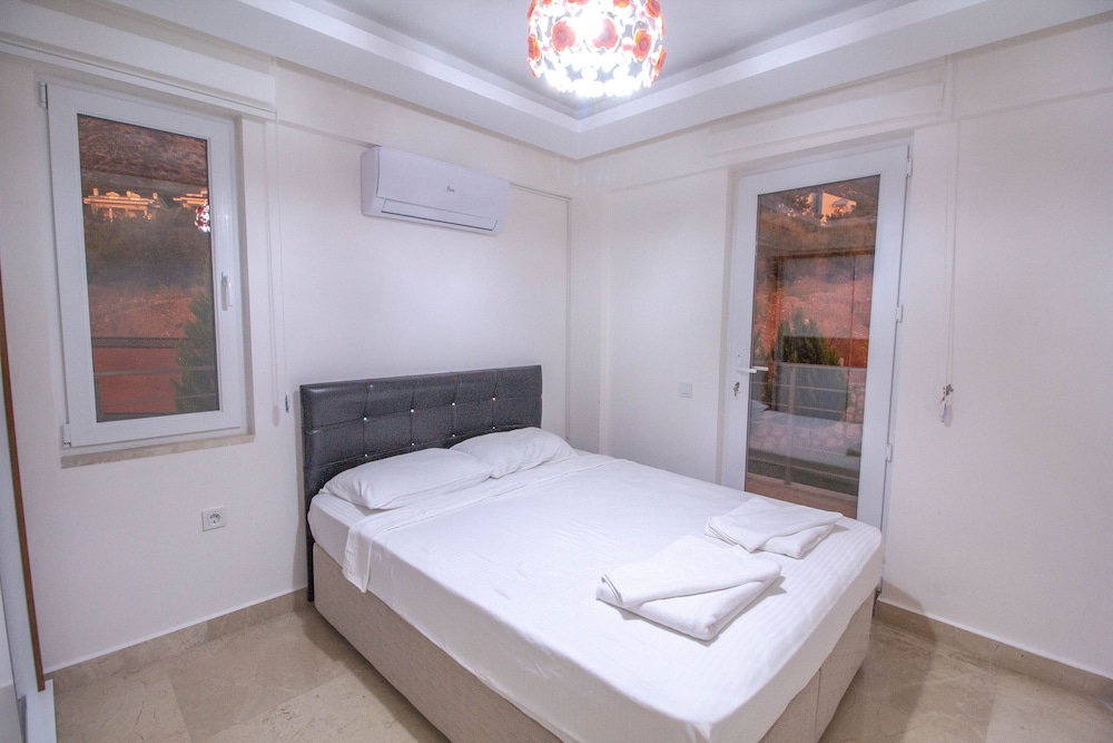 Mendos Villa view 5