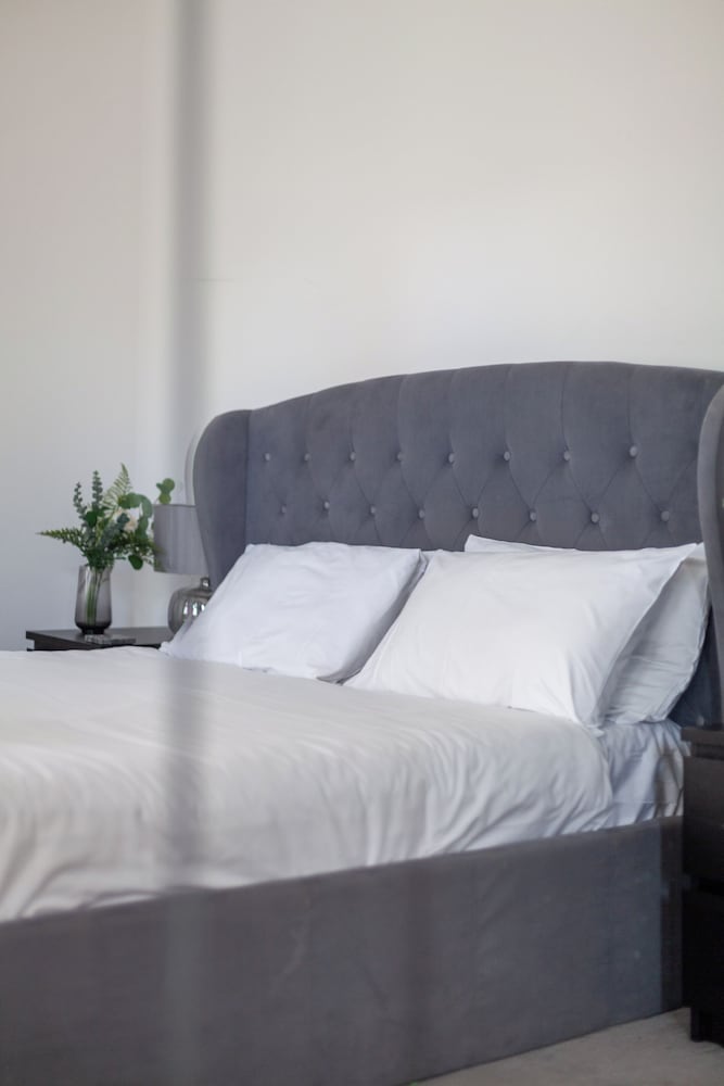 Spacious & Chic 3bed House in London