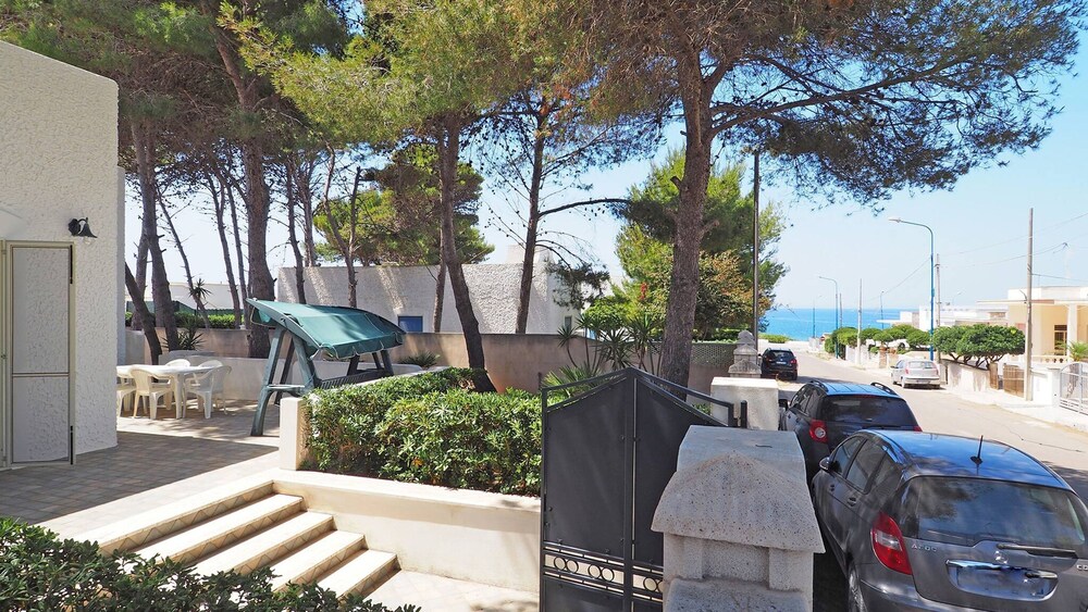 Villa Marechiaro 50 m From the sea 3 Bedrooms 2 Bathrooms
