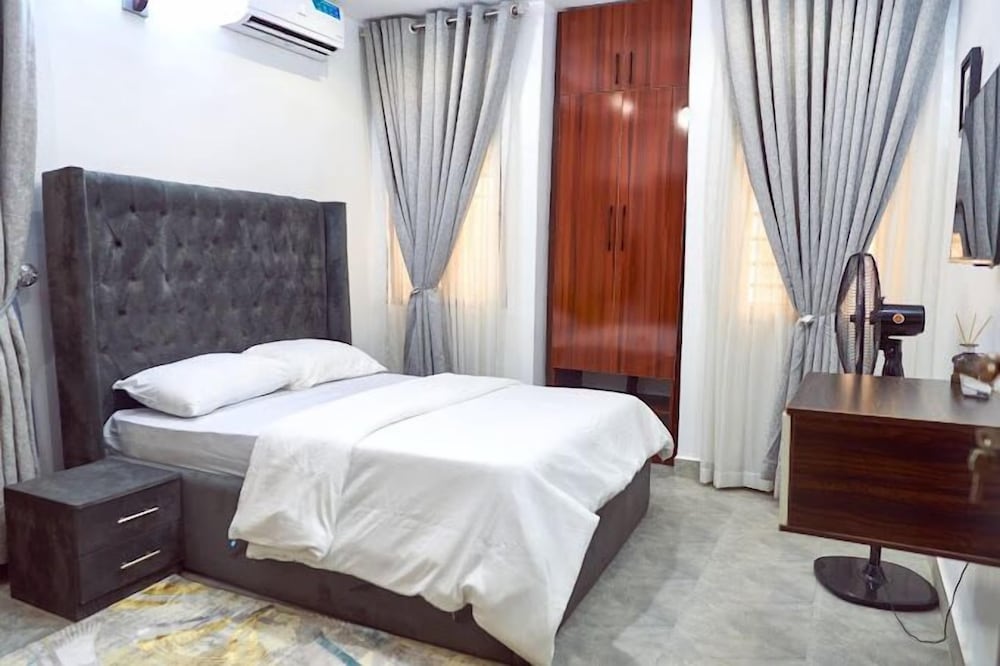 Carter's Luxury Apartment
