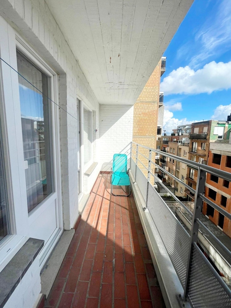 2-bedroom Apartment, by the Coast