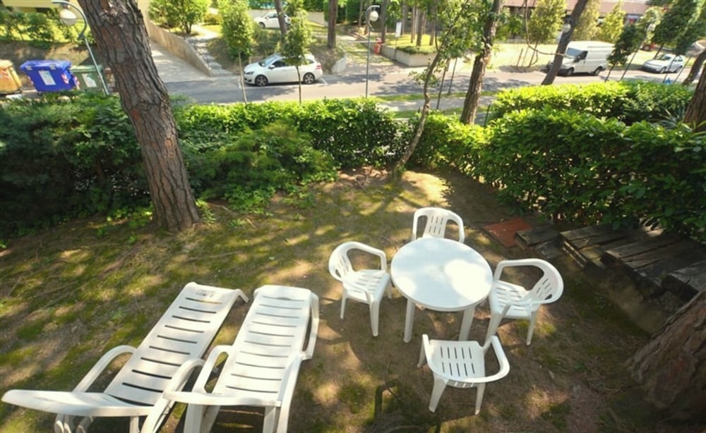 Functional Flat With Balcony for 7 Guests in Lignano Sabbiadoro