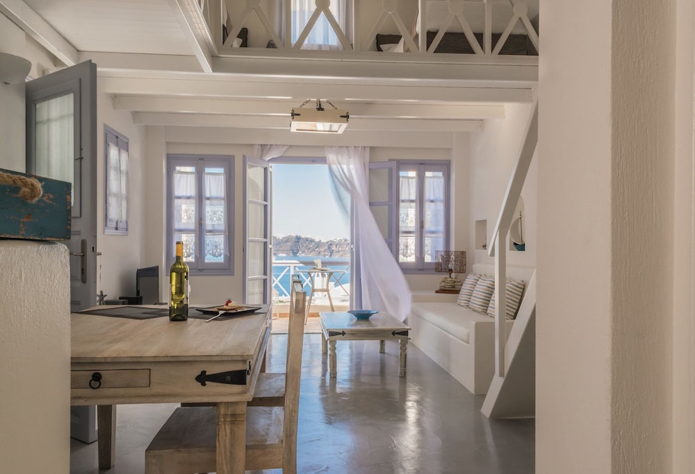 Black Diamond Suites - Adults Only photo 4