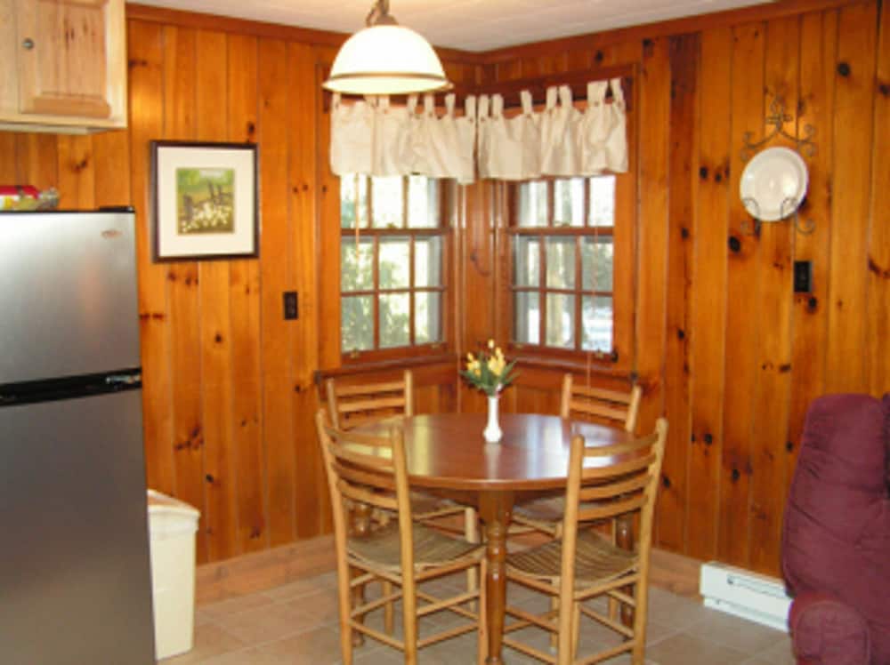 Cabins at Twinbrook Resort