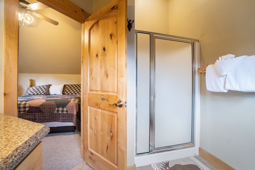 Solitude Condos - Estes Park CO