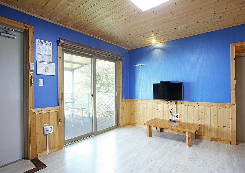 Photo 28